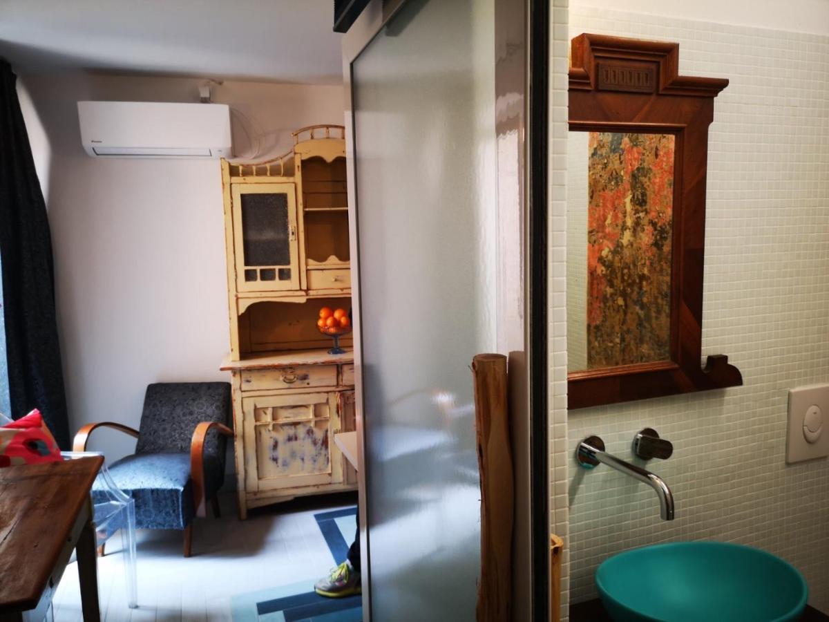 Cres B Studio Apartman Екстер'єр фото